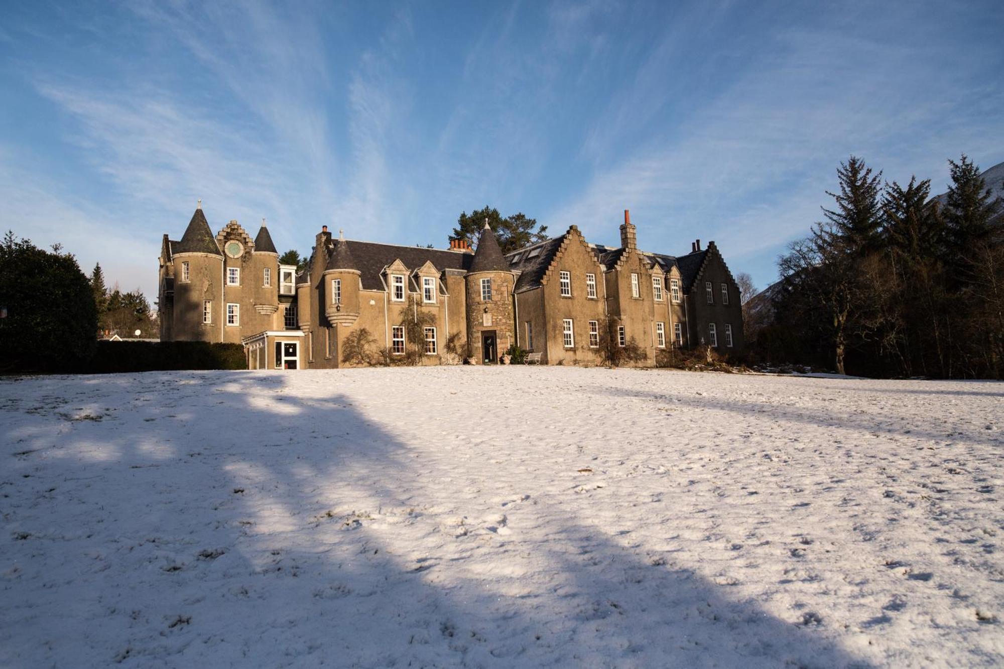 Dalmunzie Castle Hotel Glenshee Exterior foto